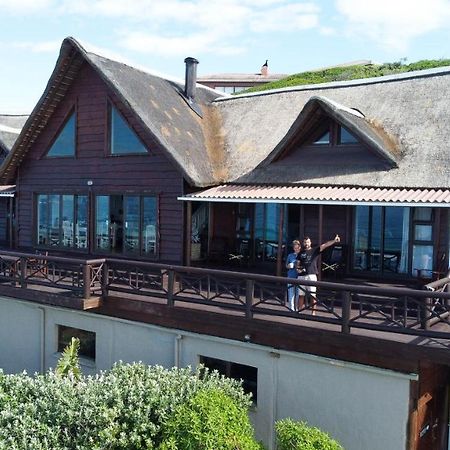 Oyster Bay Beach Lodge Exterior photo