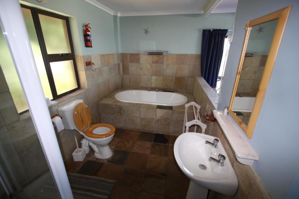 Oyster Bay Beach Lodge Room photo