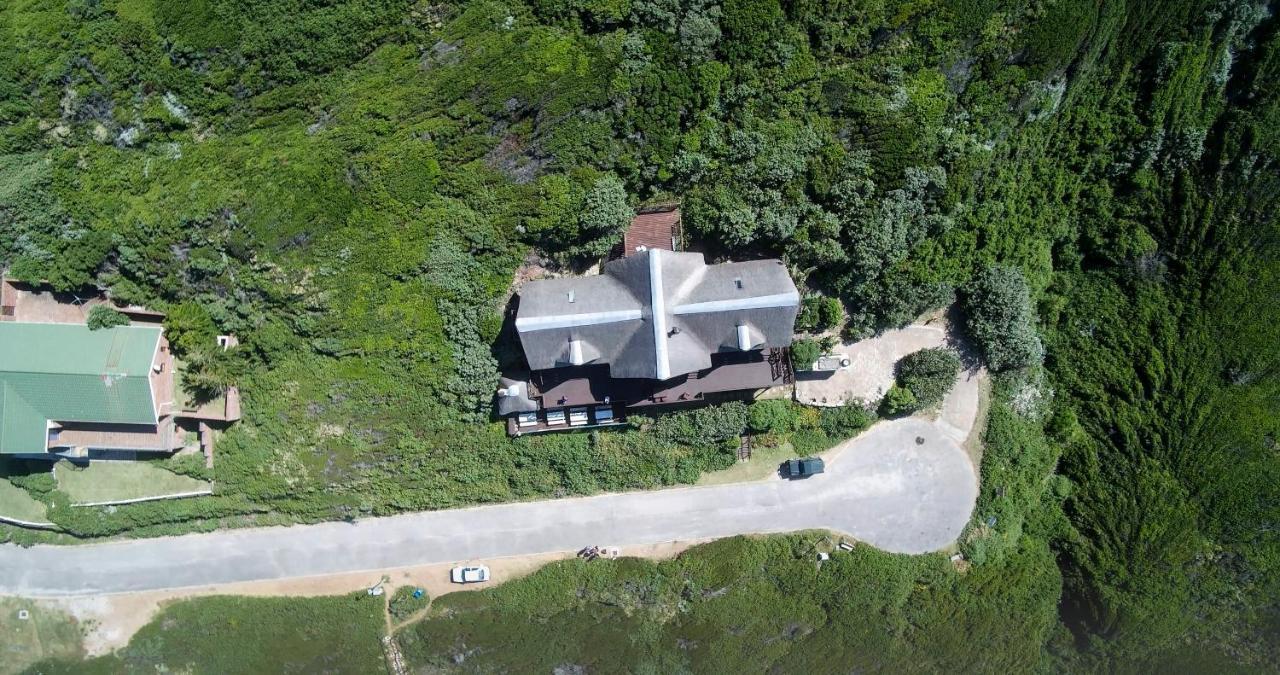 Oyster Bay Beach Lodge Exterior photo